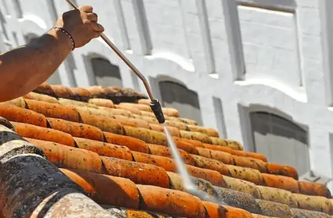 Nettoyage de toitures - Le Fleix